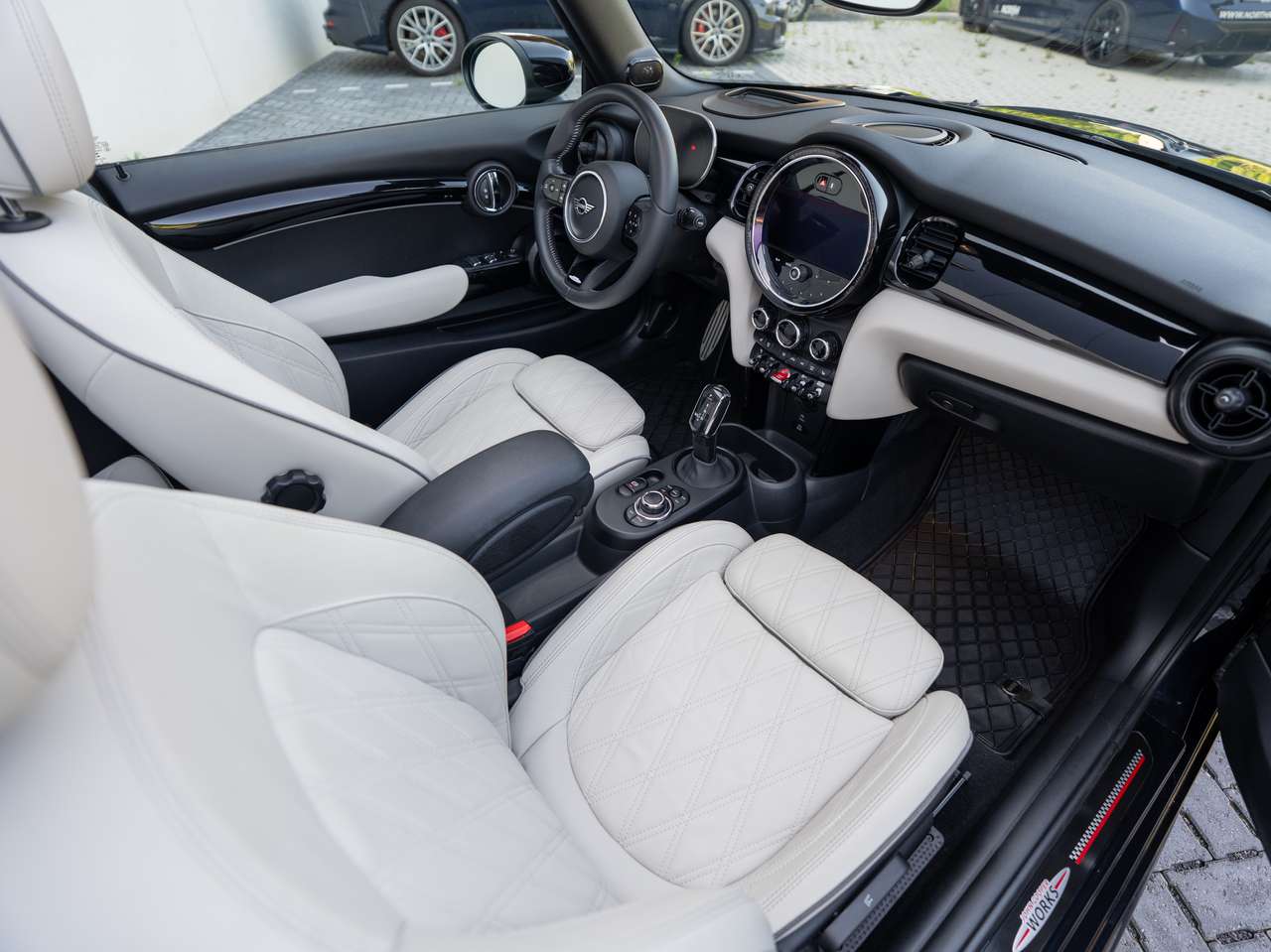 MINI John Cooper Works Cabrio Cabriolet John Cooper Works FULL-OPTION - 1STE EIG — foto 20 van 20