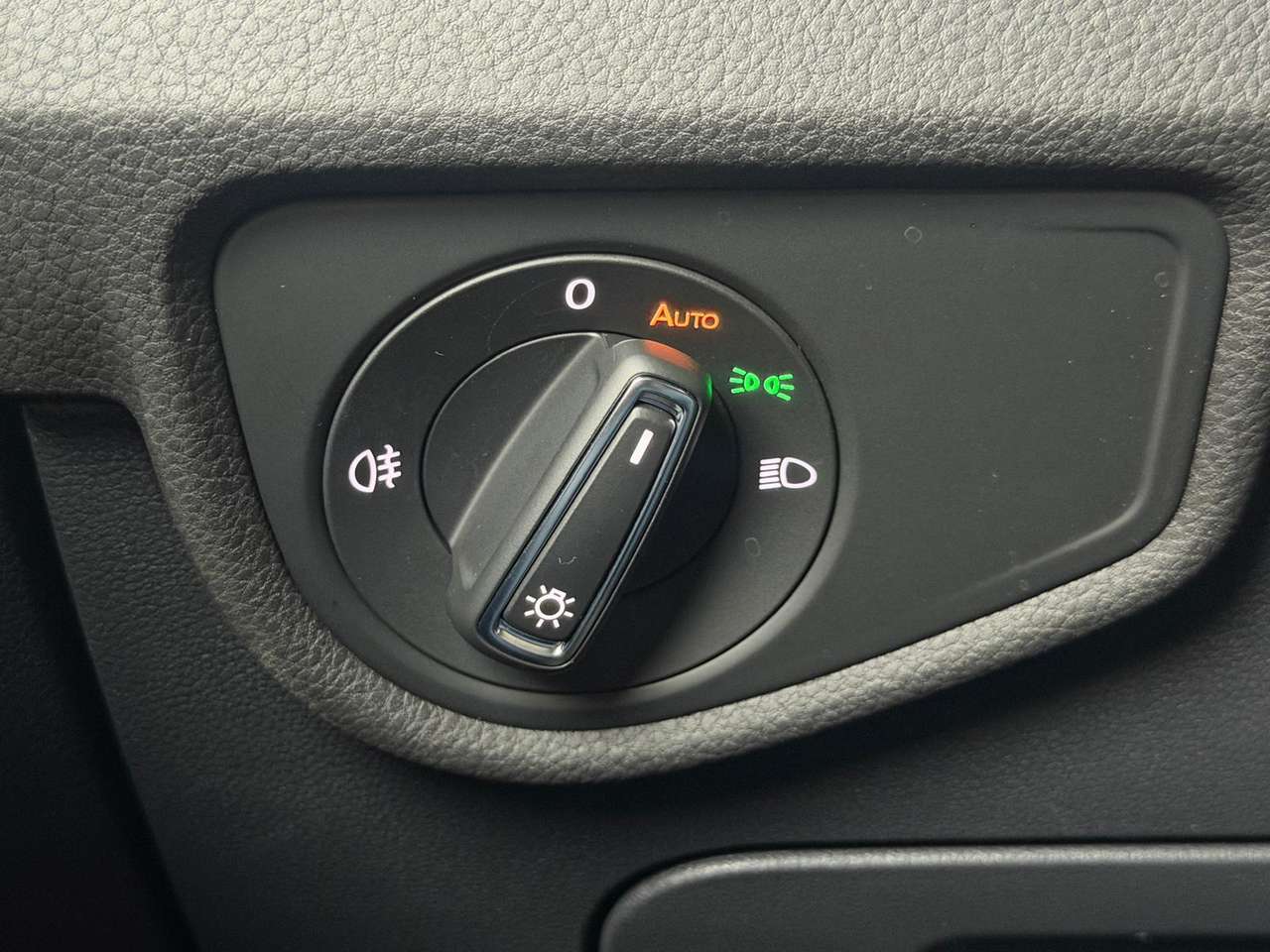 Volkswagen Touran 1.5 TSI DSG 7pl GOAL editie LED*NAVI*CARPLAY*PDC*TREKHAAK*ACC*3ZONE*DAB — foto 24 van 25