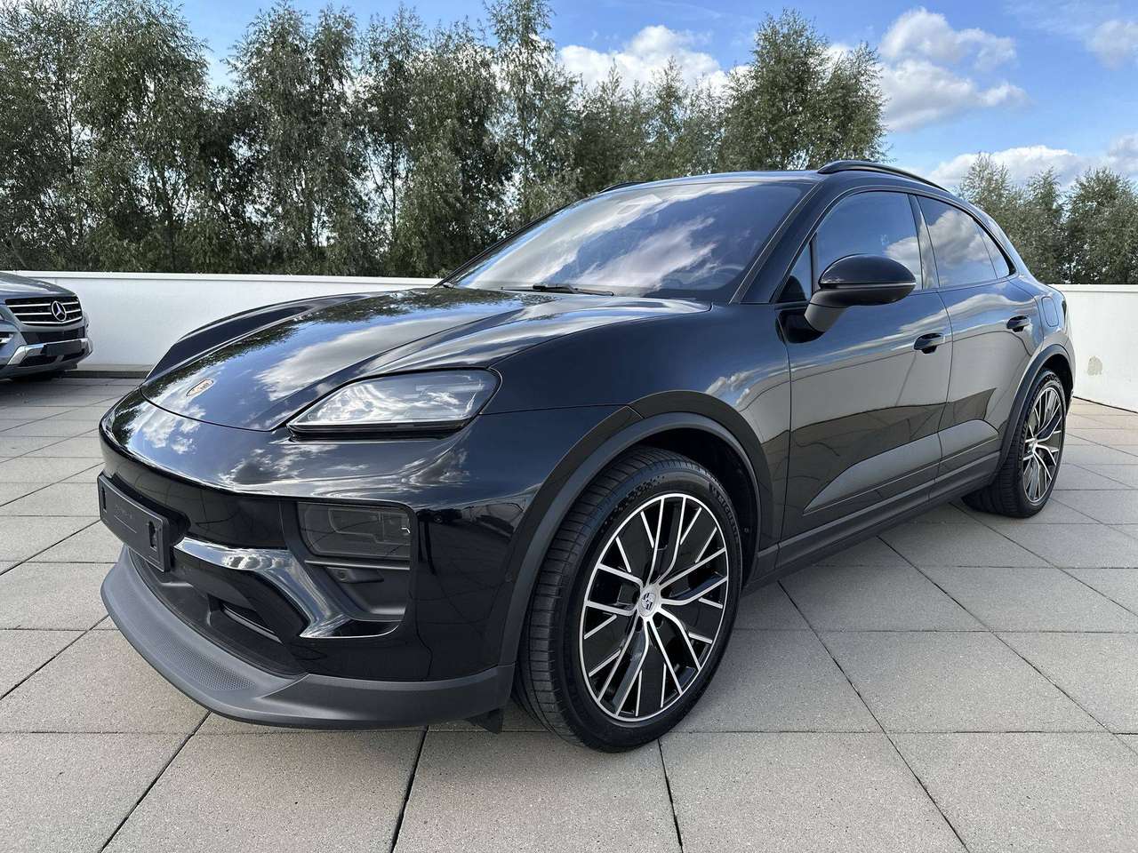 Porsche Macan 4 ELECTRIC catalogusprijs 118.504€ euro full full option!!! — foto 2 van 19