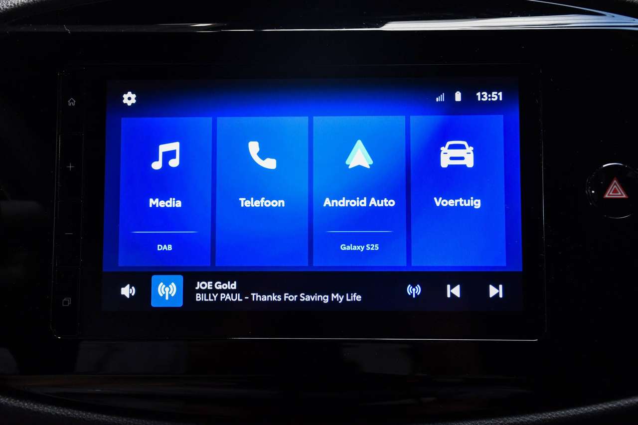 Toyota Aygo X Aygo X Air-Pulse + Tech Pack - NAVIGATIE VIA SMARTLINK / CAMERA / ACC / AIRCO — foto 11 van 18