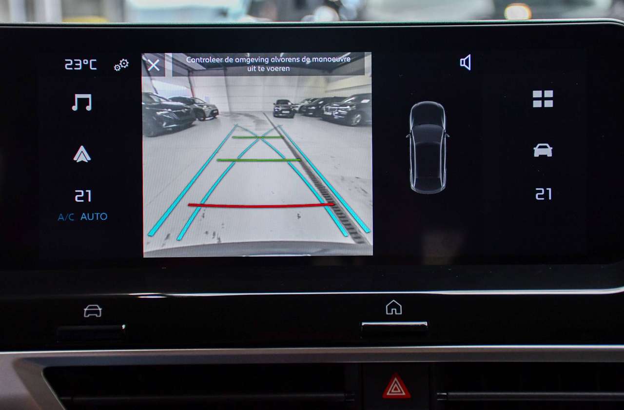 Citroen C4 C4 1.2 PureTech Feel - NAVIGATIE VIA SMARTLINK / CAMERA / PDC / CC / AIRCO — foto 10 van 17
