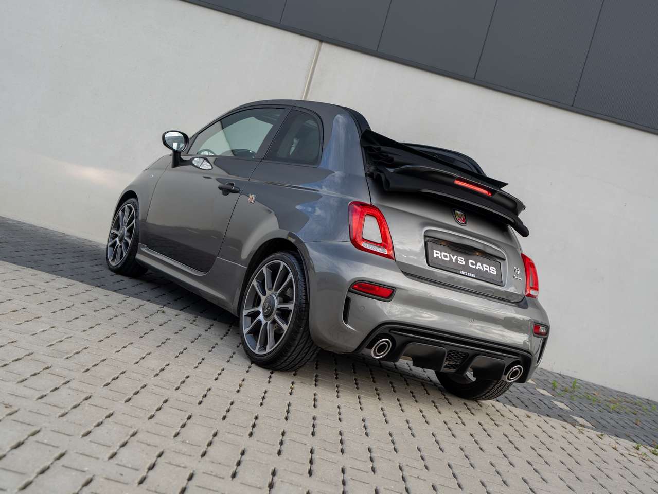 Abarth 595 Turismo 595C NEW CONDITION/BEATS AUDIO/PDC/NAVI/AIRCO/APPCONNECT — foto 7 van 25