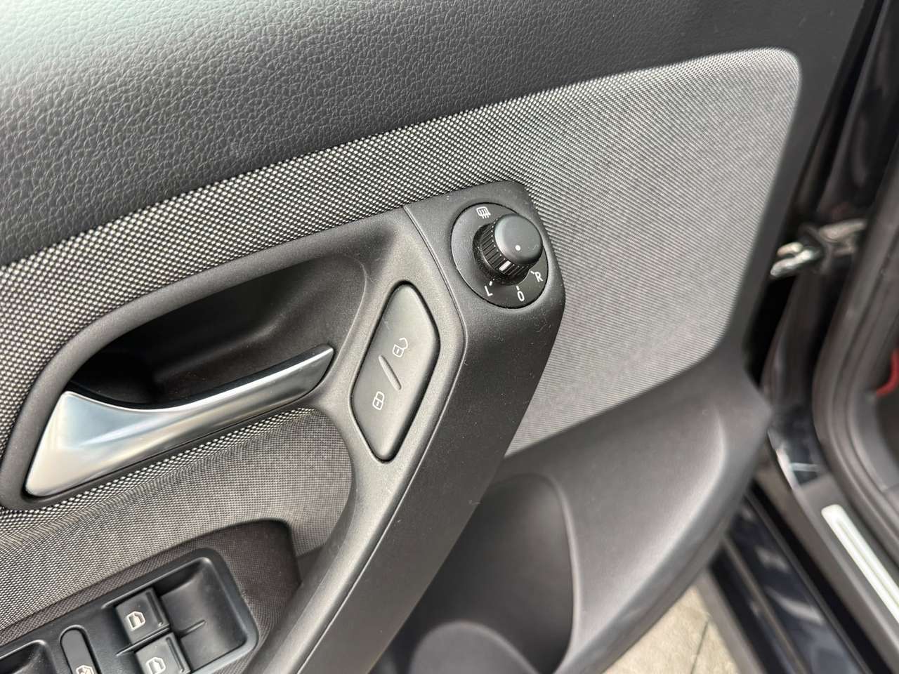 Volkswagen Polo GTI 1.4 TSI DSG Opendak 91000km Nieuwstaat !!! — foto 17 van 18