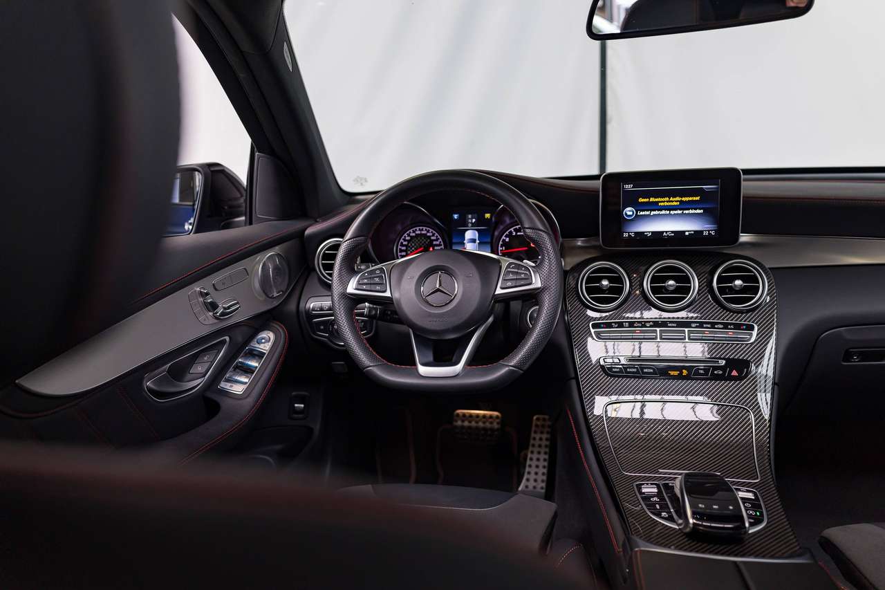 Mercedes-Benz GLC 43 AMG AMG|4MATIC|GARANTIE|AIRMATIC|BURMESTER|PANO|360°|KEYLESS|SFEERVERL.|ZETELVERW. (v/a)|ACC|LA| — foto 21 van 25
