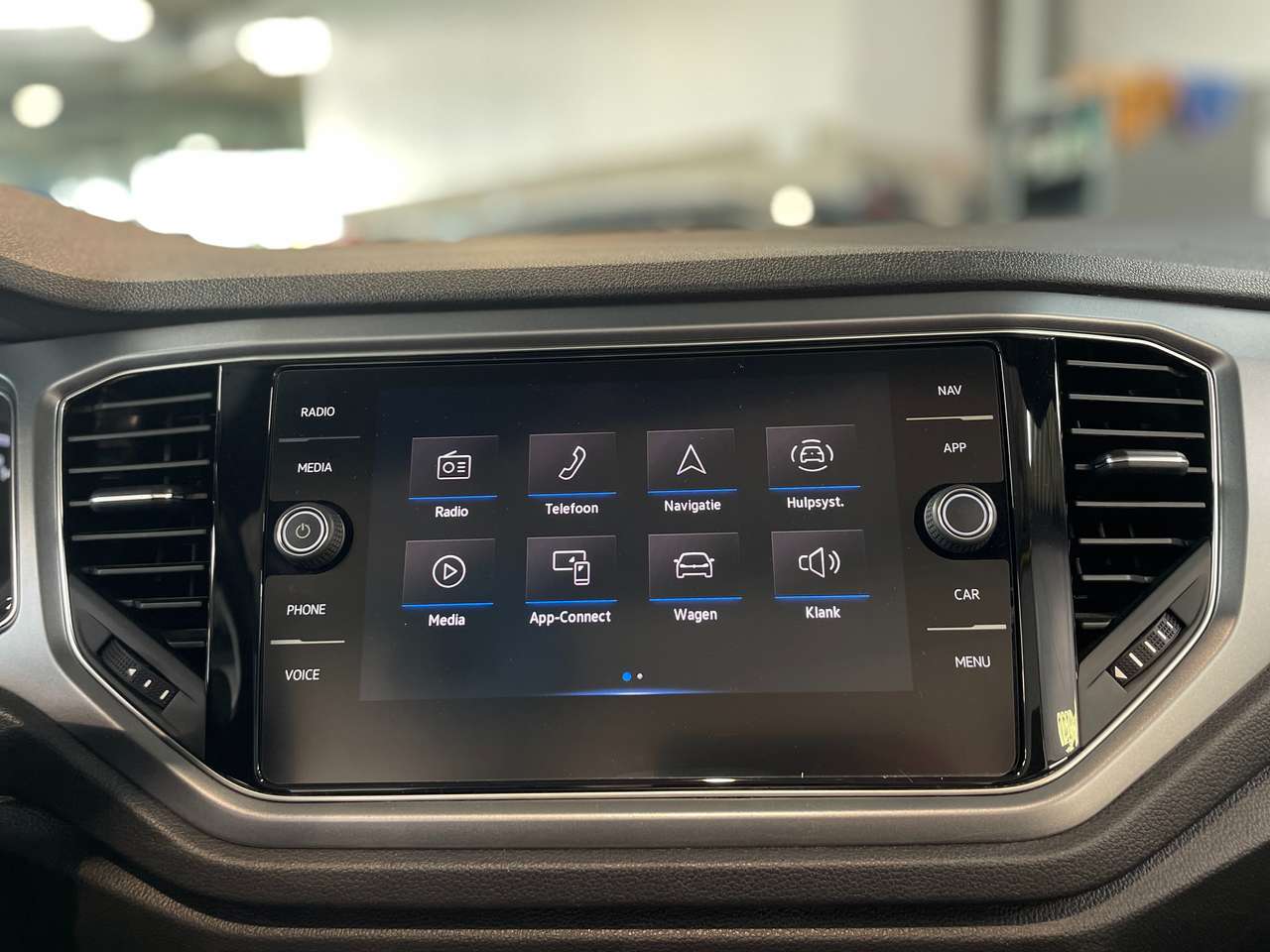Volkswagen T-Roc Cabriolet 1.0 TSI Active — foto 15 van 18