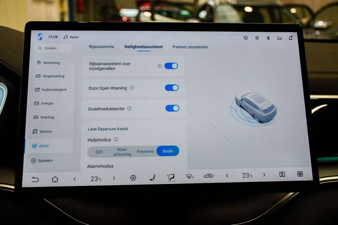 BYD Seal U DM-i Boost - NAVIGATIE / PANORAMISCH / SMARTLINK / ACC / BLIS / CAMERA / PDC — foto 17 van 25