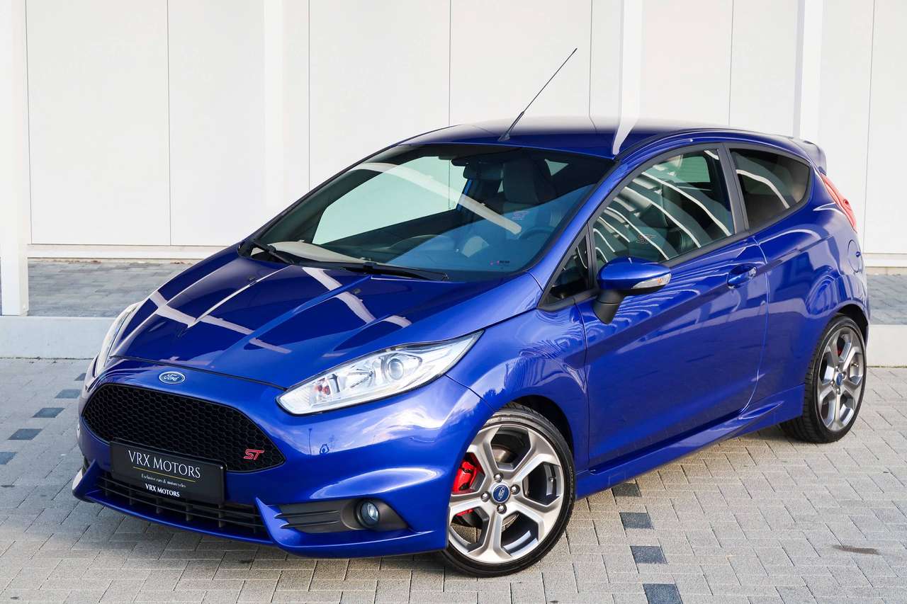 Ford Fiesta Fiesta ST 1.6 EcoBoost 182 pk / Slechts 47k km / Leder Recaro / 1j garantie — foto 14 van 23