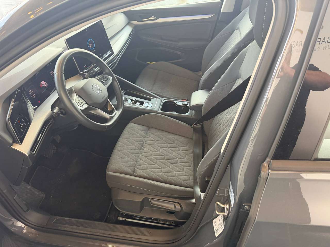 Volkswagen Golf Variant BREAK LIFE 1.5eTSI HYBRIDE BENZINE AUTOMAAT 34000KM!!!!! — foto 10 van 23