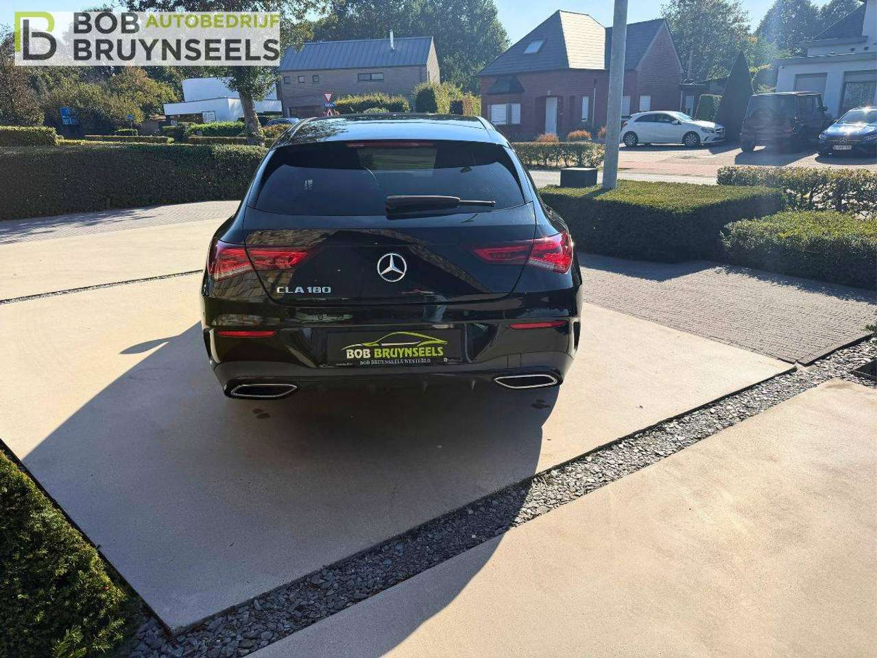 Mercedes-Benz CLA 180 | AMG line | Nightpakket | Camera | Sfeerverlichting | Sound System — foto 4 van 25