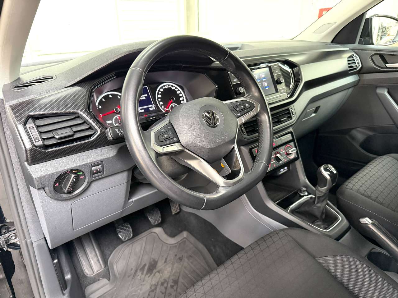 Volkswagen T-Cross T-Cross 1.0 TSI Life OPF Carplay/Android-Auto*Heated Seats*BLIS*LANE ASS — foto 12 van 25