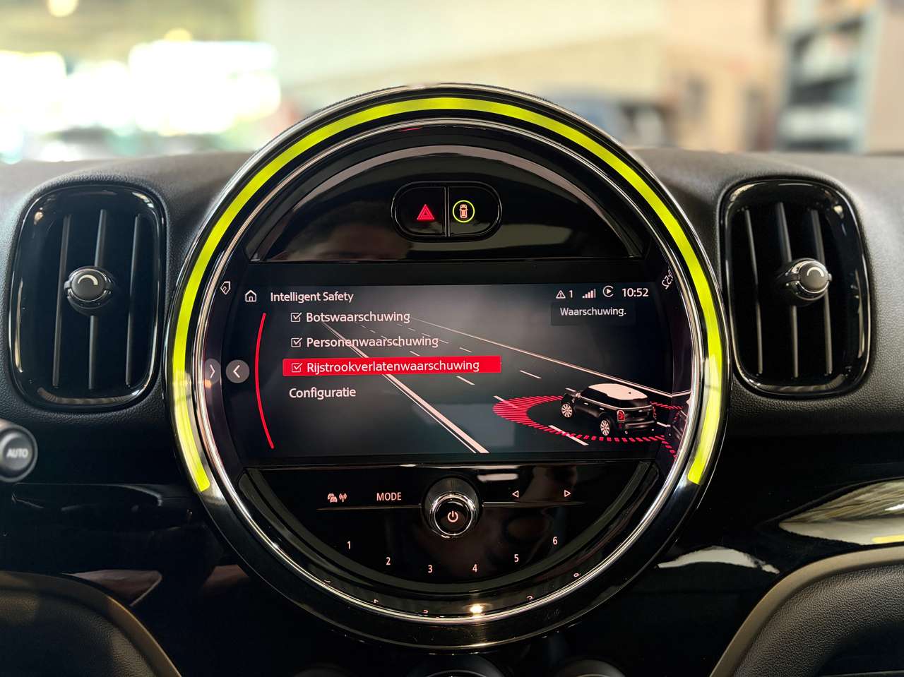MINI One Countryman 'Northwood Edition' met open dak! — foto 14 van 19