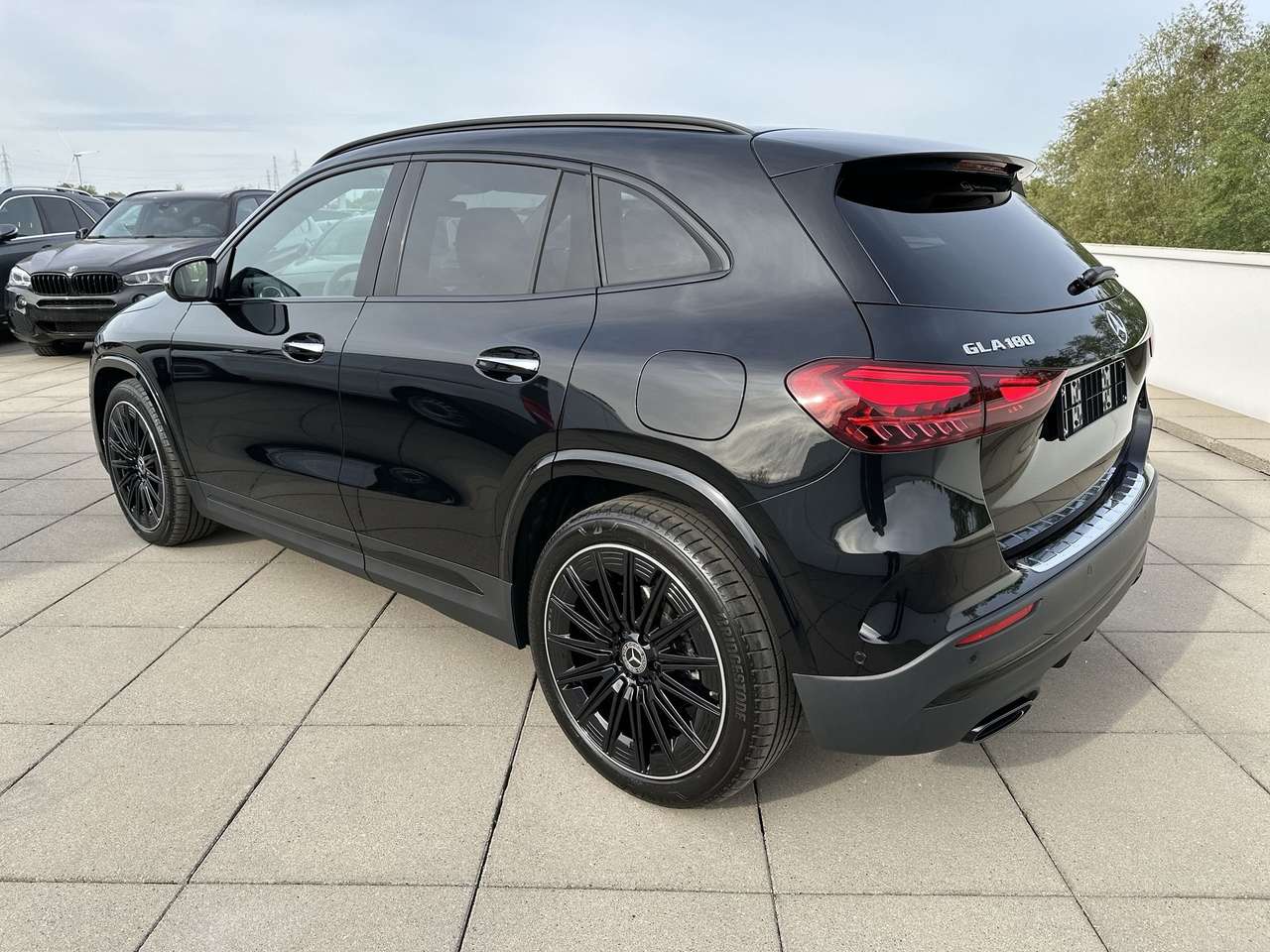 Mercedes-Benz GLA 180 AMG Line Pano Dak Distronic Nightpack 20" multispaaks  Full Full option!!! — foto 8 van 18