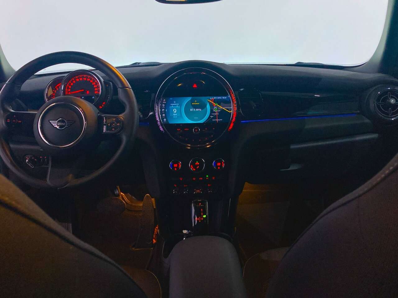 MINI One Automaat/Navi/Led/ — foto 15 van 24