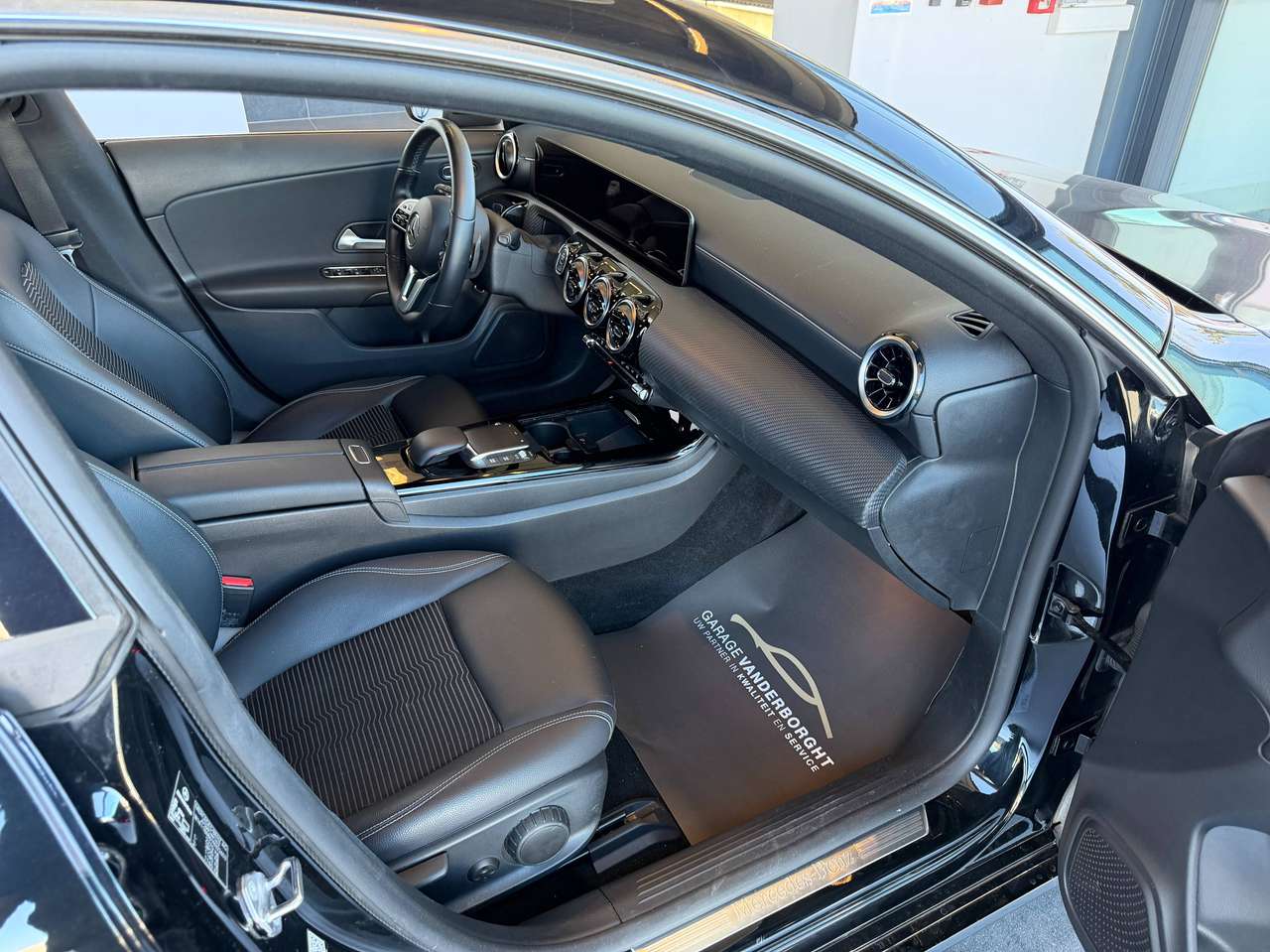 Mercedes-Benz CLA 250 250e SHOOTING BREAK PHEV AUTOMAAT — foto 9 van 25