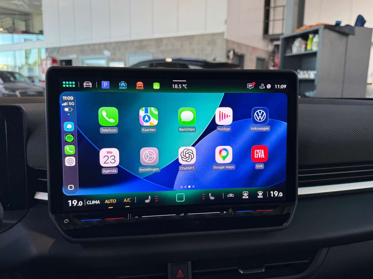 Volkswagen T-Roc 1.5 eTSI mHEV DSG R-Line 'Nieuw model' — foto 15 van 21