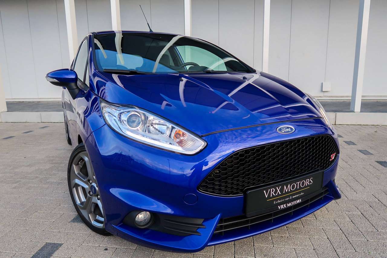Ford Fiesta Fiesta ST 1.6 EcoBoost 182 pk / Slechts 47k km / Leder Recaro / 1j garantie — foto 3 van 23