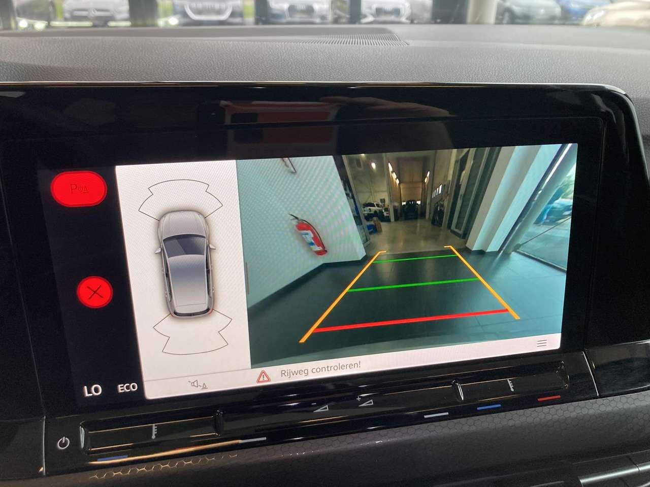 Volkswagen Golf GTE GTE PLUG-IN HYBRD AUTOMAAT+PANO DAK — foto 13 van 20