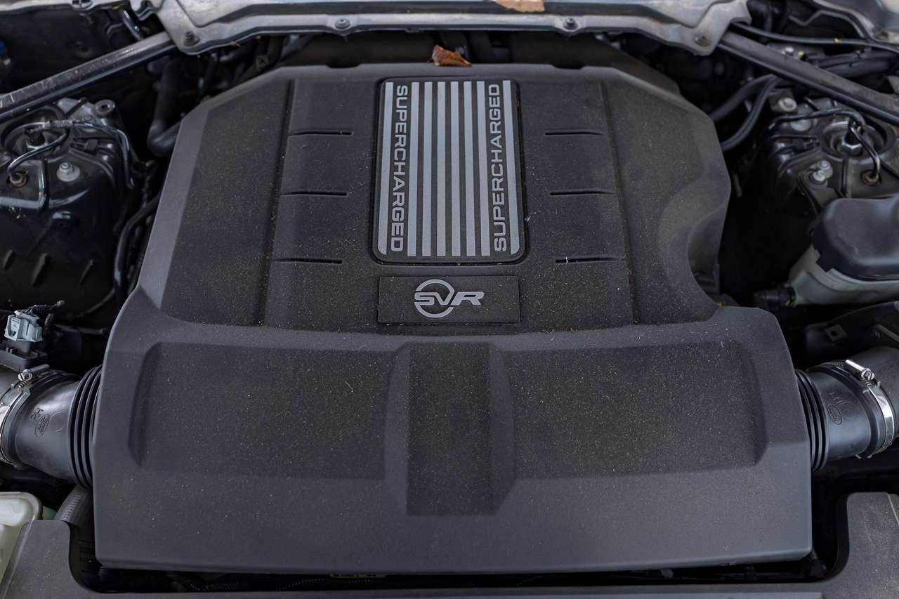 Land Rover Range Rover Sport 5.0i V8 SVR|PANO|HEAD-UP|HEATED-SEATS(v/a)|KEYLESS|AMBIENTLIGHT|ACC|LA| — foto 9 van 25