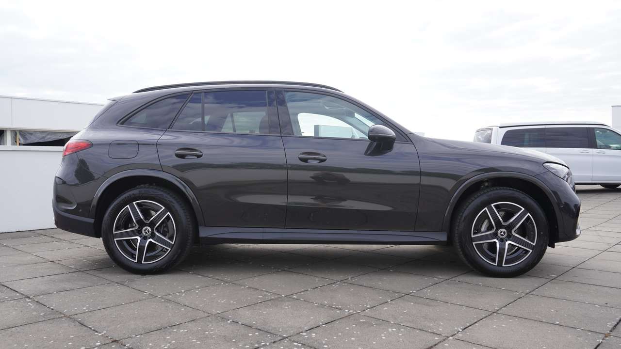 Mercedes-Benz GLC 300 e 4M AMG/PANODAK/DISTR/NIGHTPAK/PARKEERPAK 360 CAM — foto 2 van 19