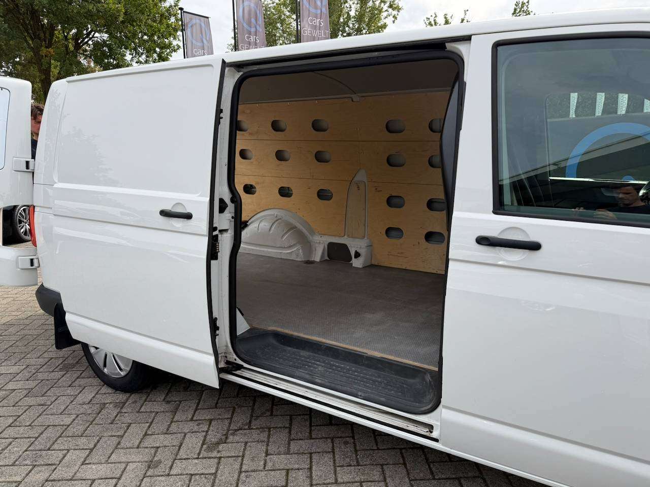 Volkswagen T6.1 Transporter BTW LANGE UITVOERING TREKHAAK CAMERA — foto 8 van 16