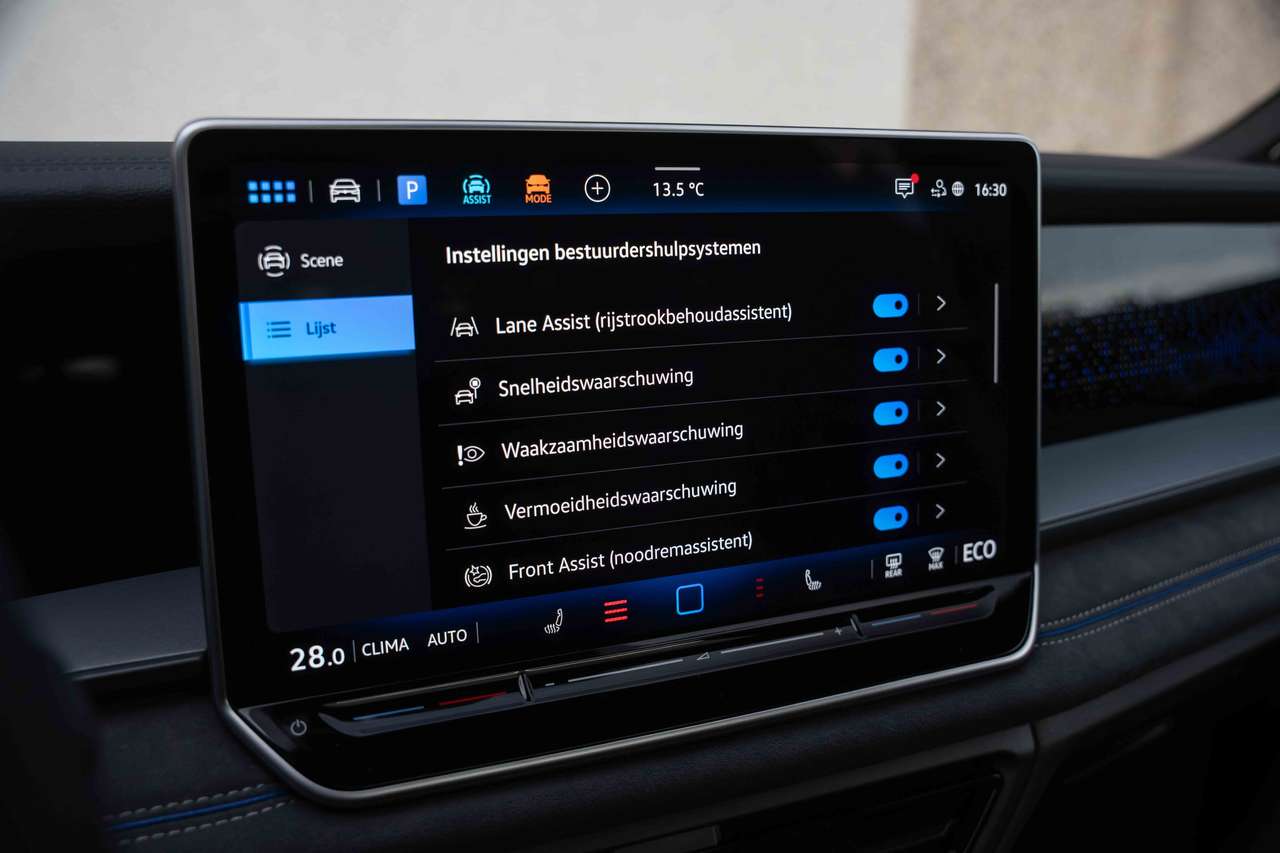 Volkswagen Tayron eHybrid R-LINE/PANO/IQLIGHTS/HUD/H&K/ACC/360/TREKH — foto 21 van 25