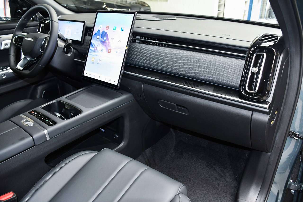 Jaecoo J7 Jaecoo 7 PHEV Selective - NAVIGATIE / SMARTLINK  / BLIS / ACC / LEDER / PDC — foto 7 van 19
