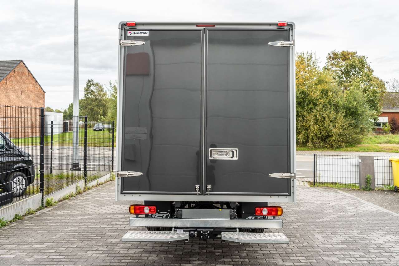 Mitsubishi Canter Meubelbak - Automaat - Trekhaak 3500kg - 53.500ex — foto 6 van 15