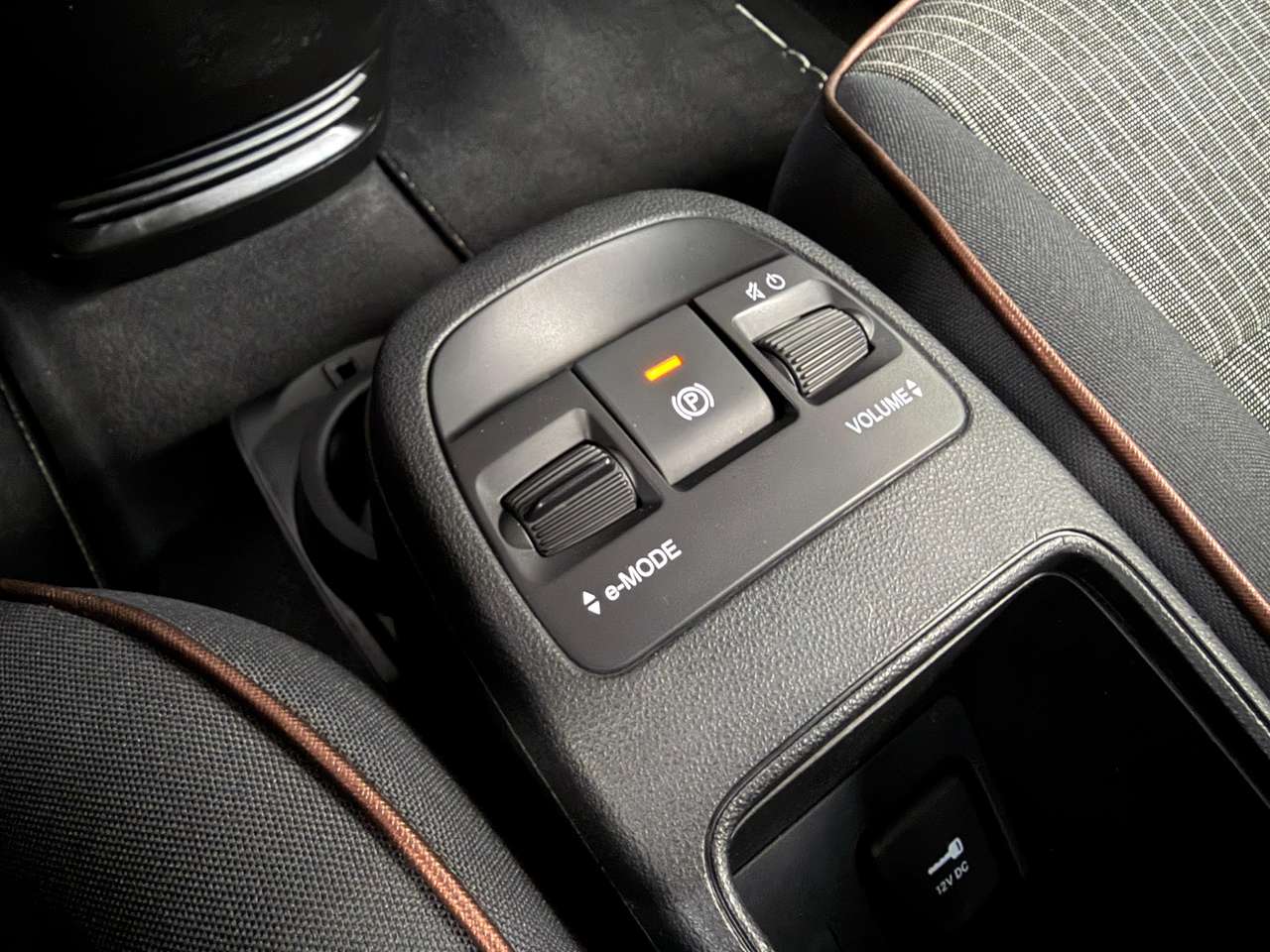 Fiat 500e Icon 24kWh BAT SoH 94% DAB*NAVI*CARPLAY*CC*LANEASS*AAC — foto 16 van 25