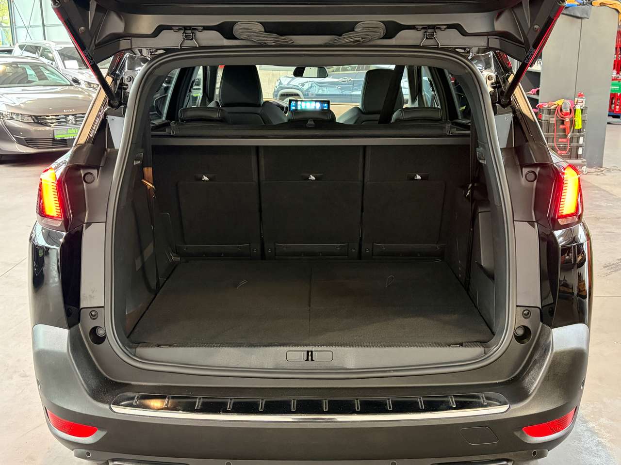 Peugeot 5008 Allure Pack | Apple Carplay | Camera | ... — foto 5 van 22