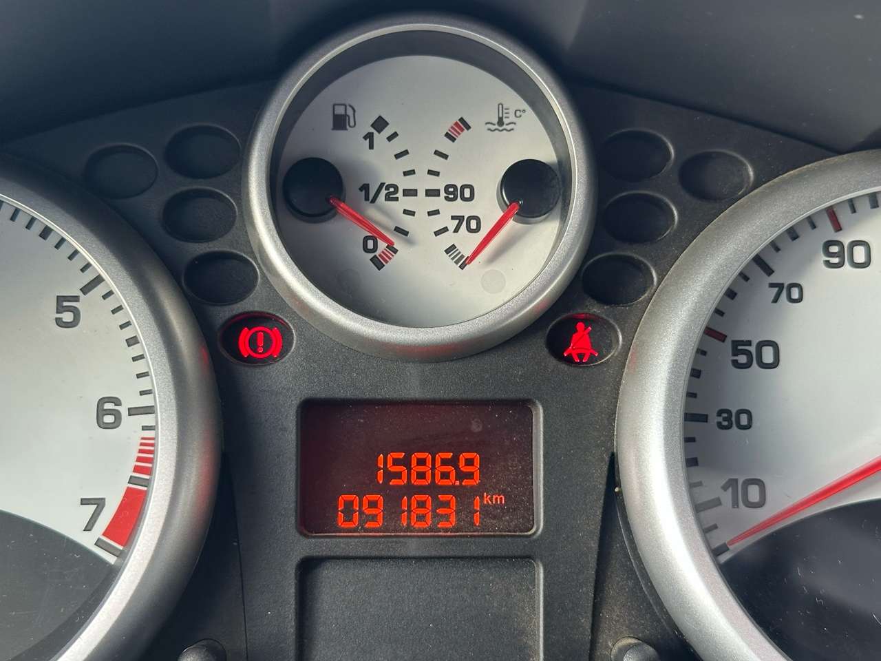 Peugeot 207 1.4i Benzine 5 deuren 91000km Nouveau Courroit de distribution — foto 11 van 11