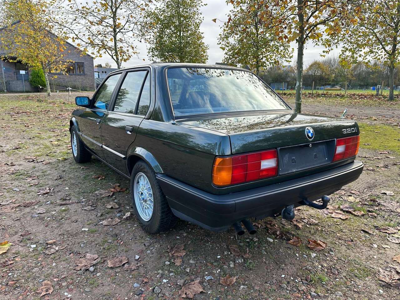 BMW 320 e30 — foto 14 van 14