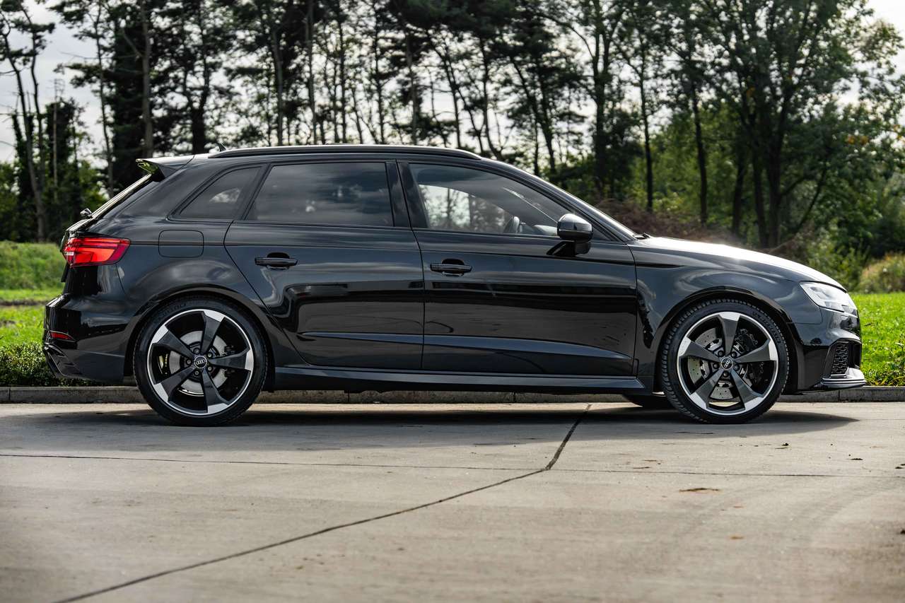Audi RS3 (2019) — foto 15