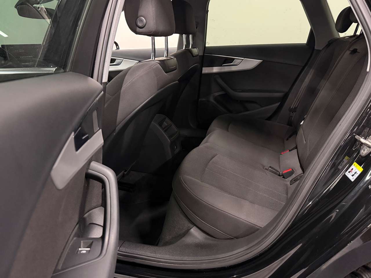 Audi A4 Avant 30 TDi S tronic Automaat Diesel 2020 BTW IN! — foto 11 van 22