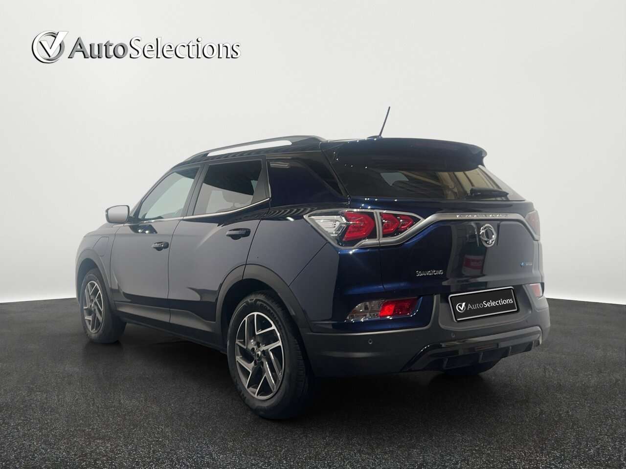 SsangYong Korando e-Motion/Titanium/Navi/Leder/Camera — foto 2 van 22