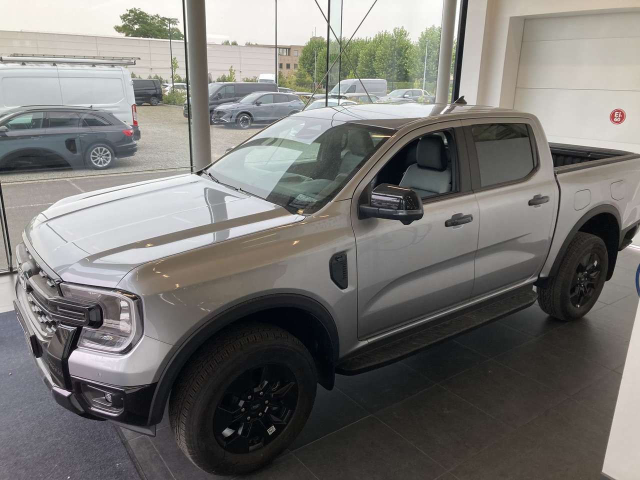 Ford Ranger LIMITED PHEV BENZINE AWD AUTOMAAT NIEUW OKM 44600 +BTW — foto 3 van 18
