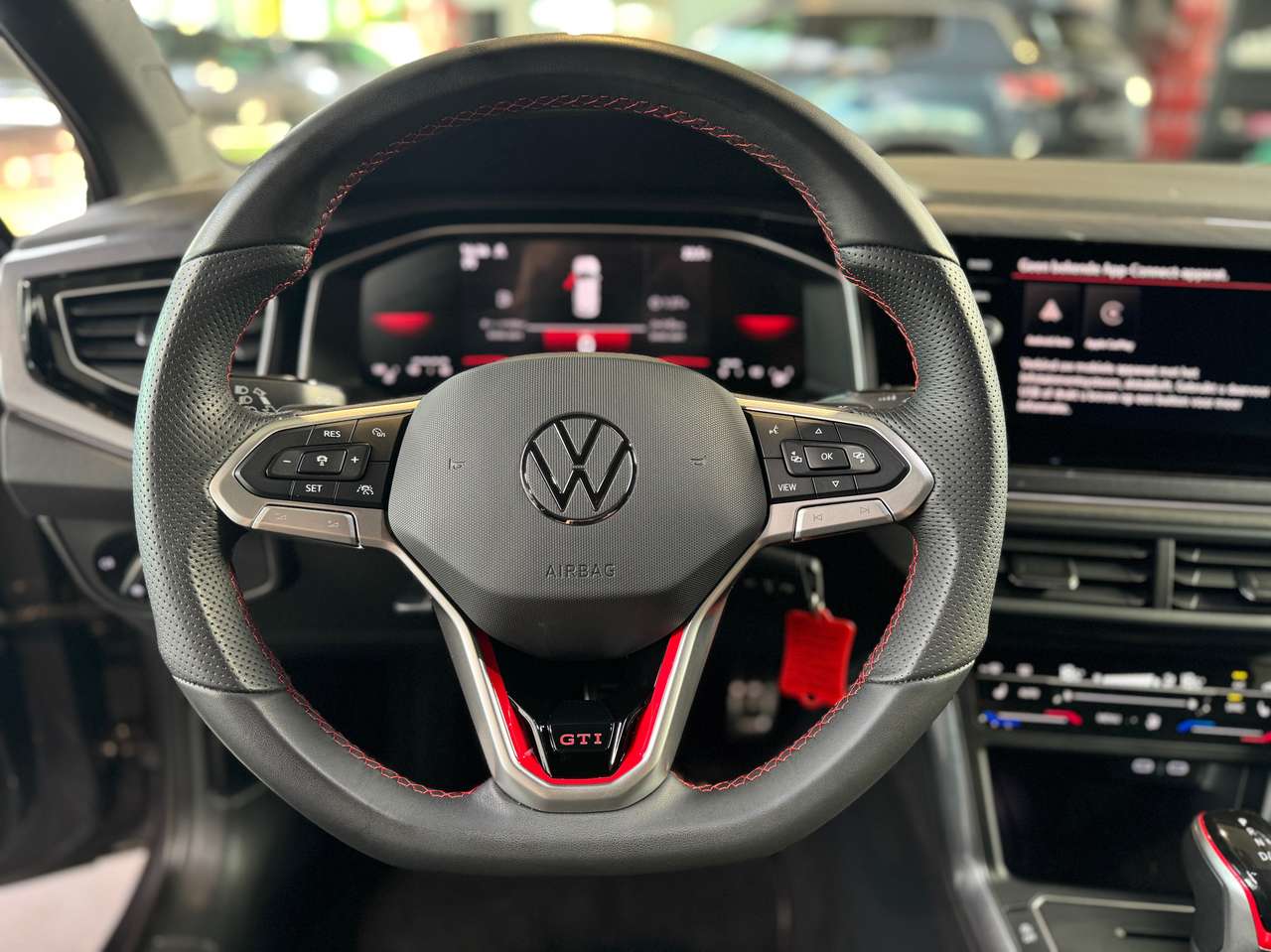 Volkswagen Polo GTI 2.0 TSI DSG — foto 16 van 20