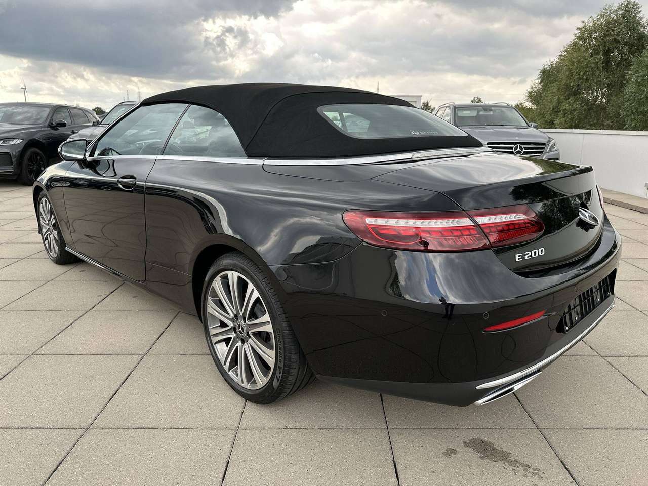 Mercedes-Benz E 200 Cabriolet E 200 (EU6d-TEMP) Leder smartphone integratie sfeerverlichting — foto 17 van 17