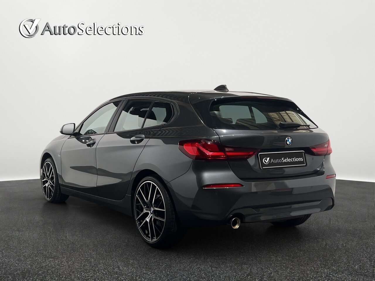 BMW 116 Navi/Alu/Pdc — foto 4 van 16