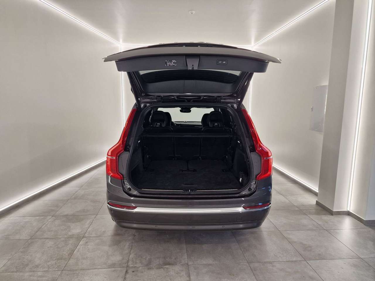 Volvo XC90 ULTIMATE PHEV 7 ZIT-LUCHTVERING-BOWERS & WILKINS — foto 4 van 20