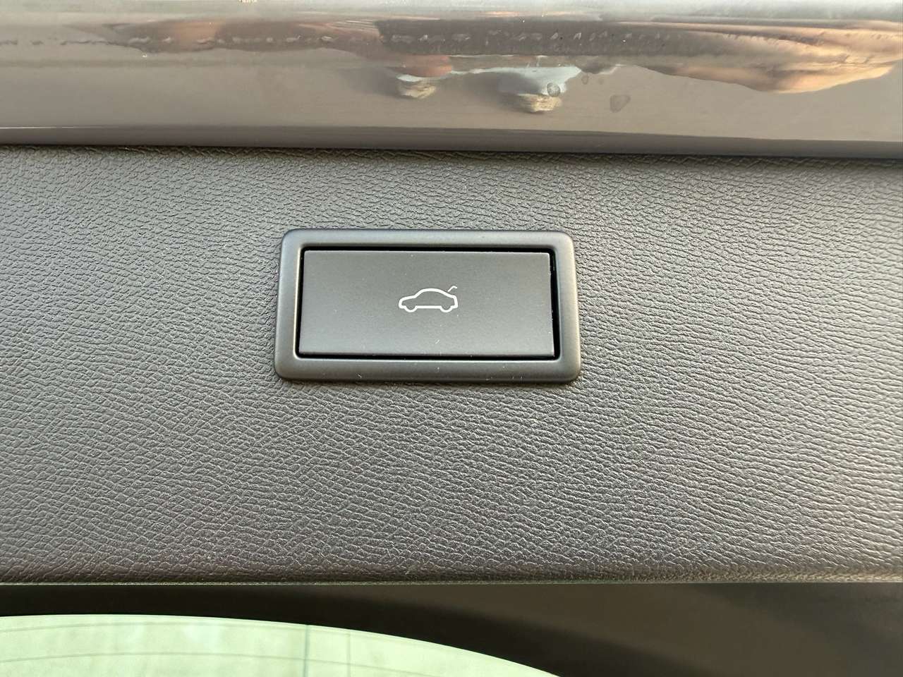 CUPRA Formentor Formentor e-Hybrid 1.4 DSG / Keyless / Travel Assist / ACC / Lane Assist / Ambiance / CarSwap — foto 9 van 19