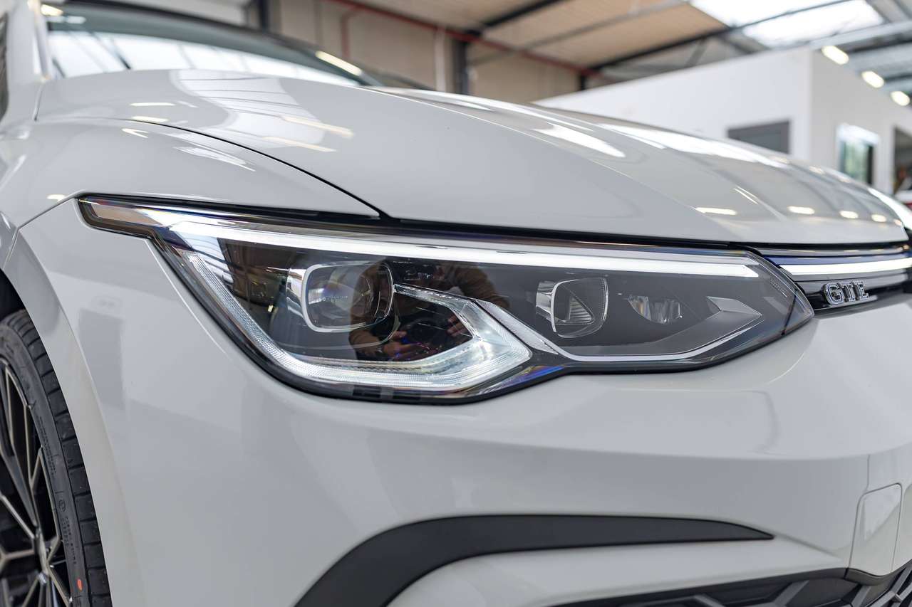 Volkswagen Golf GTE PANO|KEYLESS|STOELVERW.|SFEERVERL.|LA|ACC| — foto 7 van 25