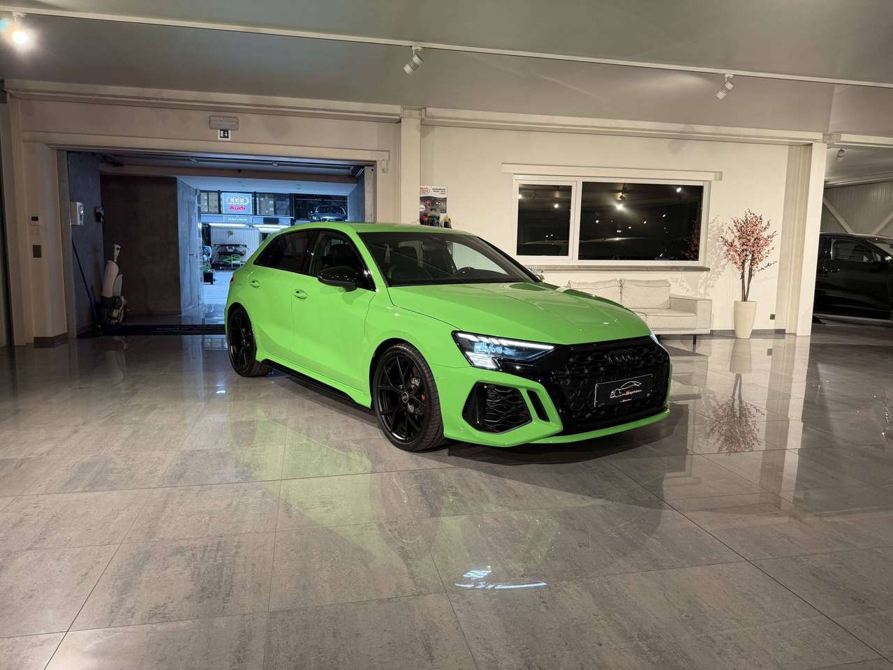 Audi RS3 SPORTBACK * KYALAMI GROEN * AUDI EXCLUSIVE *  DCC * LED * KEY LESS GO * LEDER PACK PLUS  * NAVI * ACC *B&O * MATRIX *
