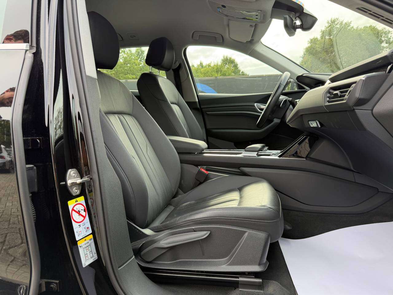 Audi e-tron 50 QUATTRO LEDER CAMERA 19" — foto 6 van 13