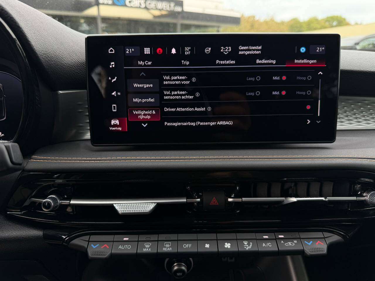 Alfa Romeo Tonale MHEV SPRINT APPLE CARPLAY ADAPTIVE CRUISE KEYLESS ENTRY — foto 15 van 17
