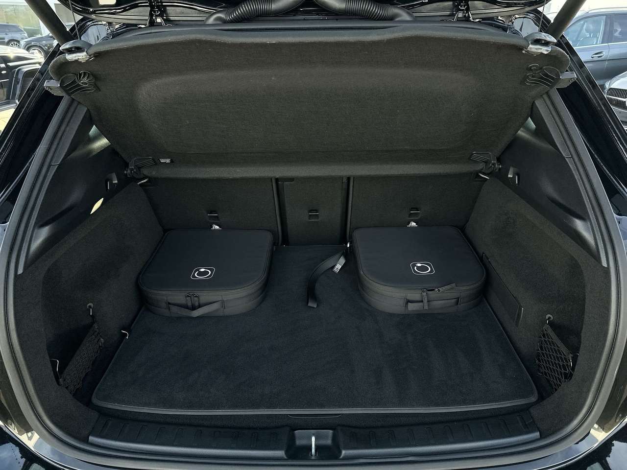 Mercedes-Benz EQA 300 EQA 300 4M Progressive 18" Camera Advanced — foto 13 van 14