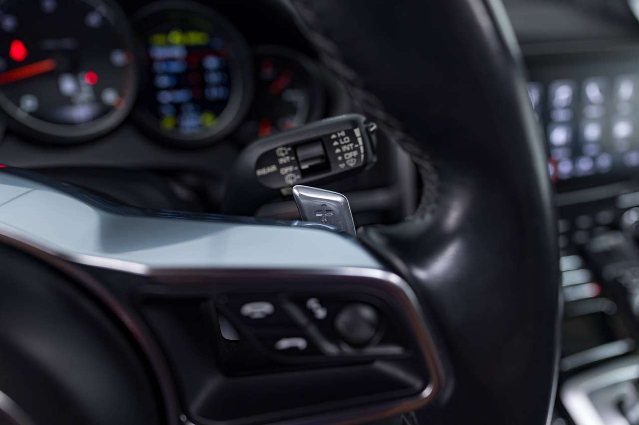 Porsche Cayenne PLATINUM EDITION|LUCHTGEVEERD|BOSE SOUND SYSTEM|PANO|CAMERA|WEGKLAPBARE TREKHAAK|SPORTCHRONO|LA|CC| — foto 25 van 25