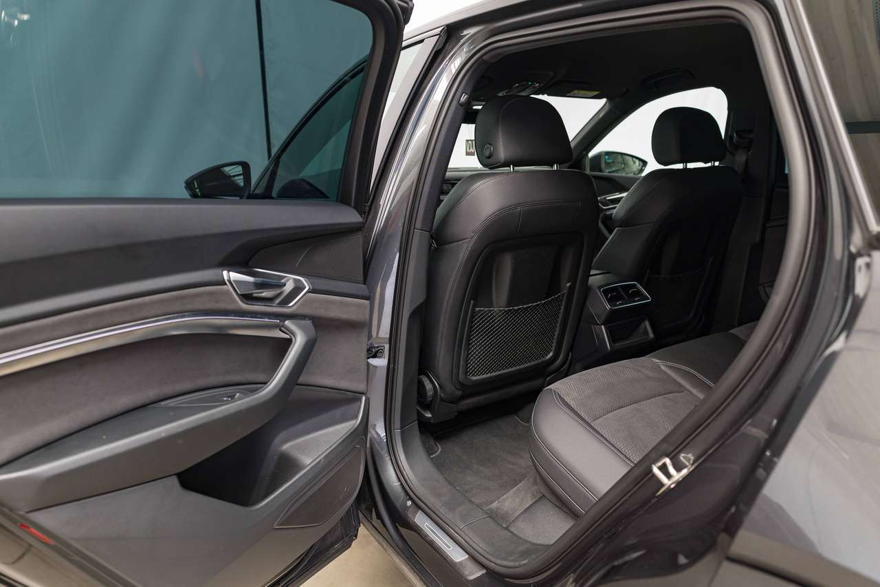 Audi e-tron 95 kWh 55 QUATTRO|2X S-LINE|KEYLESS|SFEERVERL.|ZETELVERW.|ACC|LA|GARANTIE| — foto 17 van 25