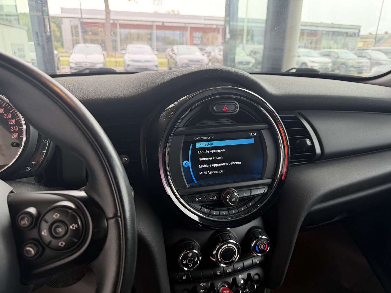 MINI One BENZINE AUTOMAAT SLECHTS 44000KM!!!! — foto 11 van 18