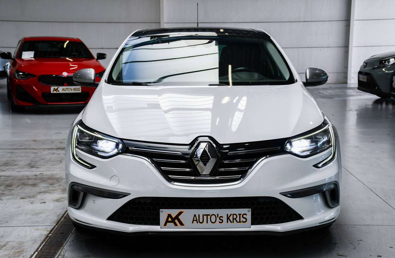 Renault Megane Megane 1.33 TCe GT-Line - NAVIGATIE / TREKHAAK / OPEN DAK / CAMERA / CAMERA / SMARTLINK / PDC / CC — foto 4 van 20