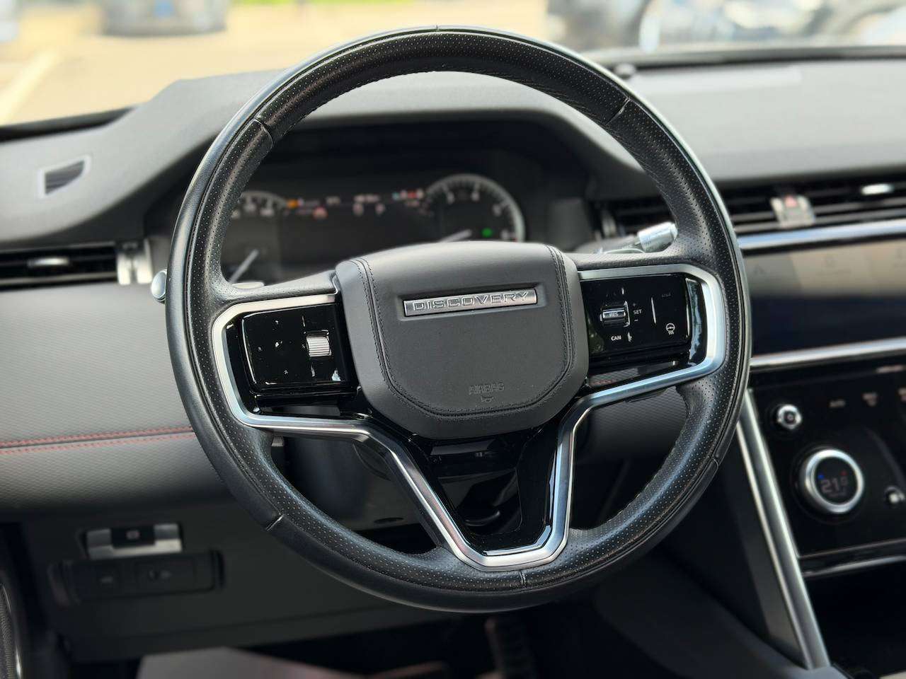 Land Rover Discovery Sport SPORT 4WD R DYNAMIC VERWARMD STUUR VERWARMDE ZETELS V+A CARPLAY ELEKTRISCHE ZETELS — foto 10 van 12